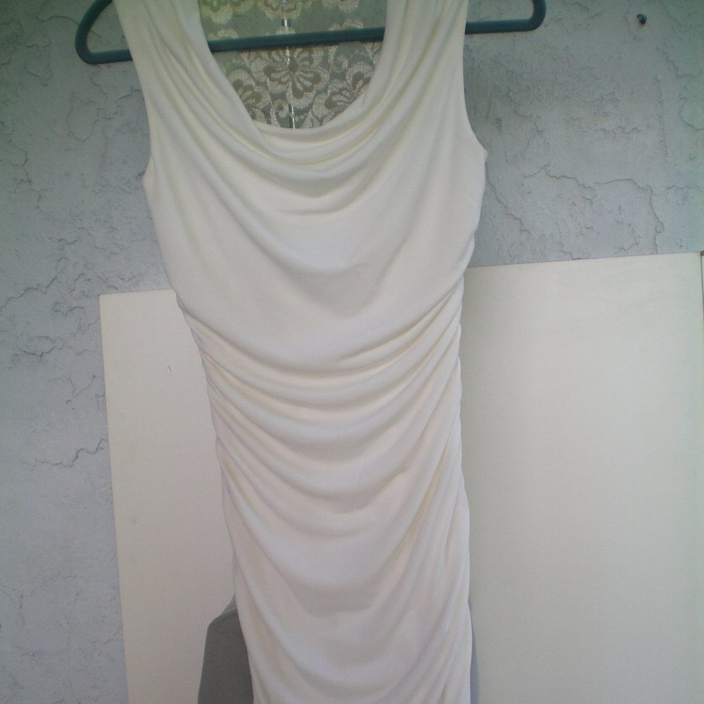 Beautiful Ruched Cream Dress   size Medium